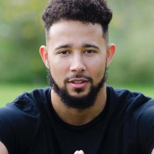 Meet your Posher, Dorian